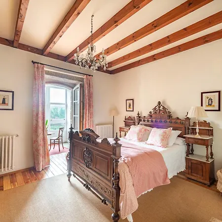 Casa Dona Blanca, Ourense منزل ريفي